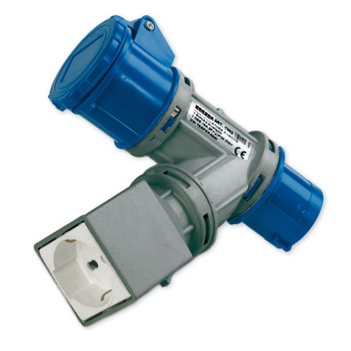 Molt.2Us.Sp.2P+T 16A230V+Pr.CEE+1Pr.Univ