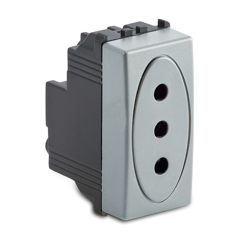 STEEL Presa 2P+T 10A