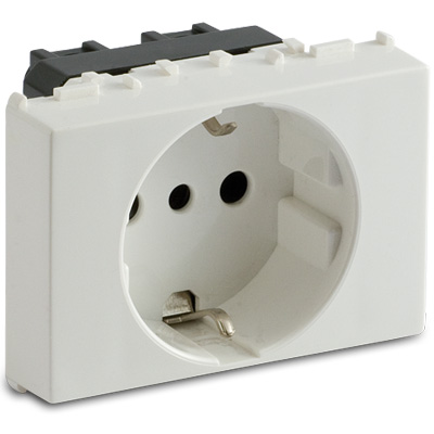 MODO Presa P30 Schuko 2P+T 16A 3 moduli